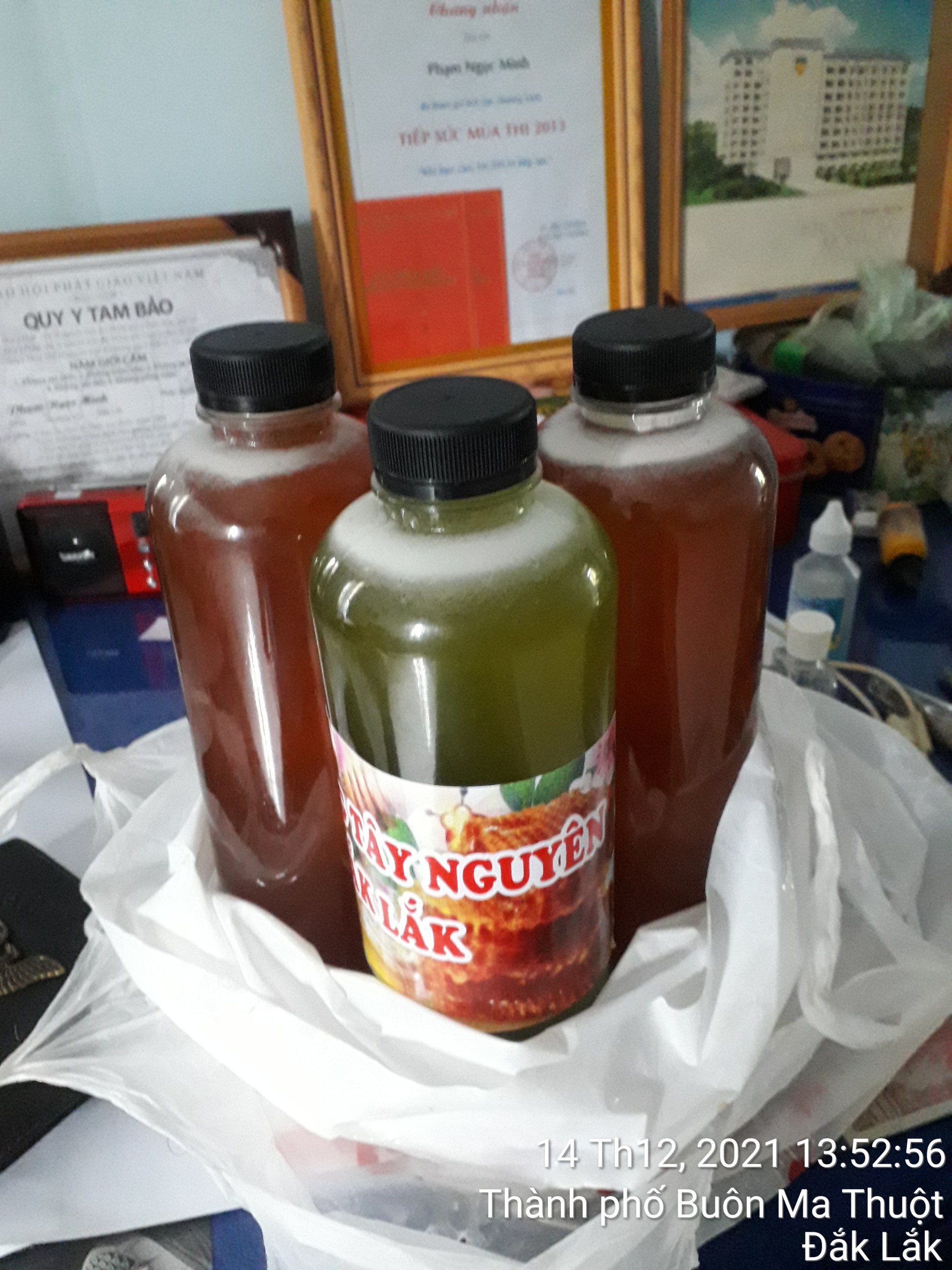 MẬT ONG HOA BẠC HÀ NGUYÊN CHẤT 100% [ CHAI LỚN 1,3 KG ].