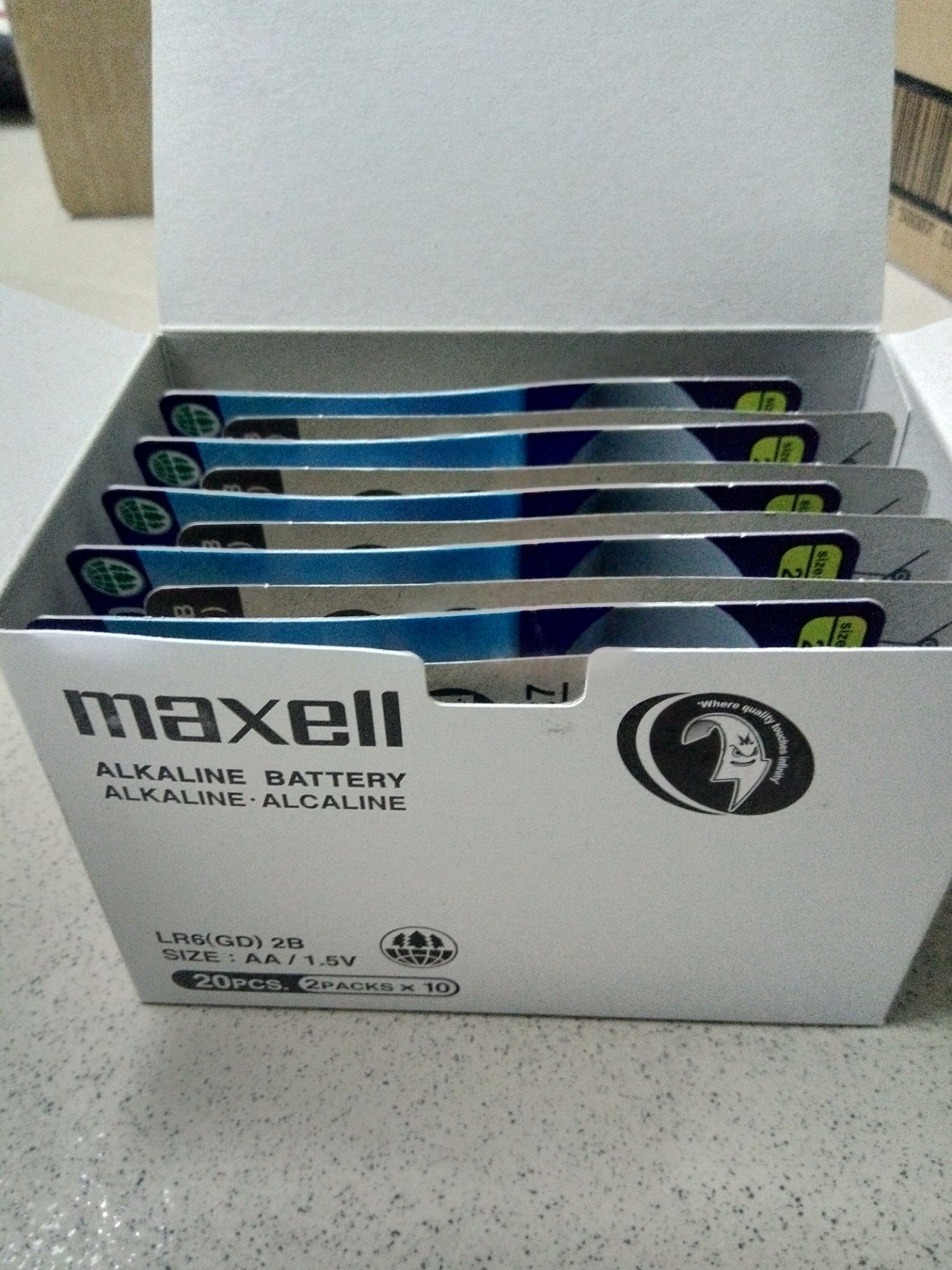 [Hàng Chính Hãng] Pin vỉ maxell Alkaline AA Hộp/10vỉ /2 viên
