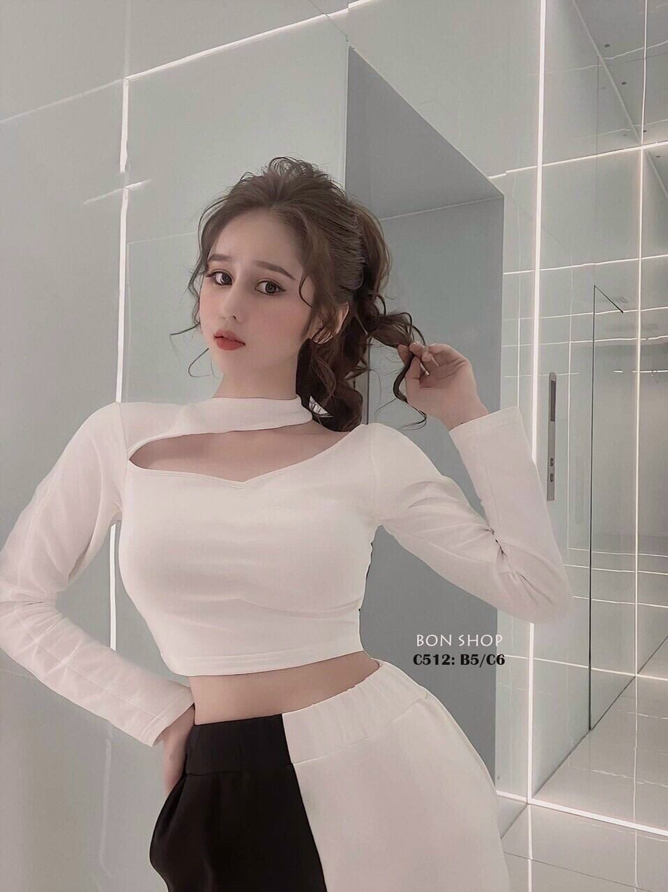 Áo Croptop Tay Dài Gân Chocker