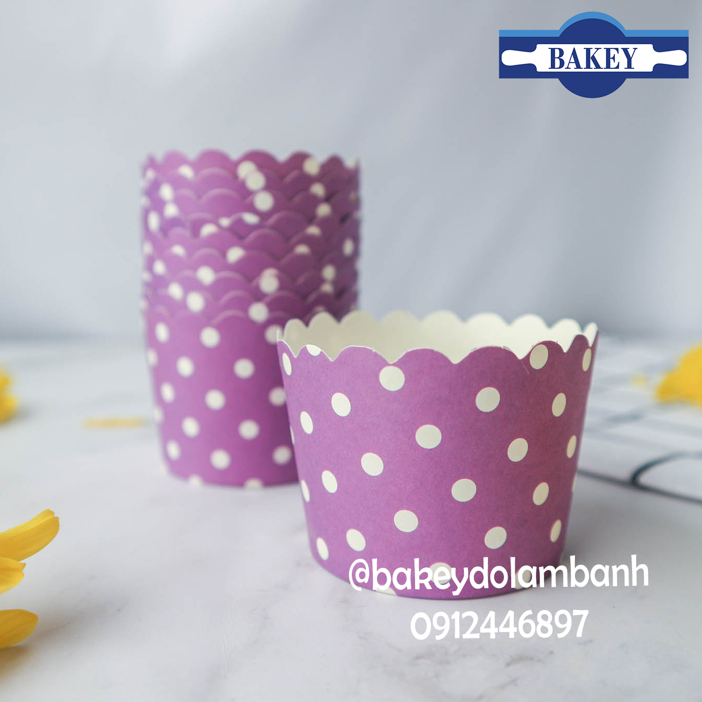 Cup giấy cứng làm cupcake set 48-50 chiếc 4x5cm
