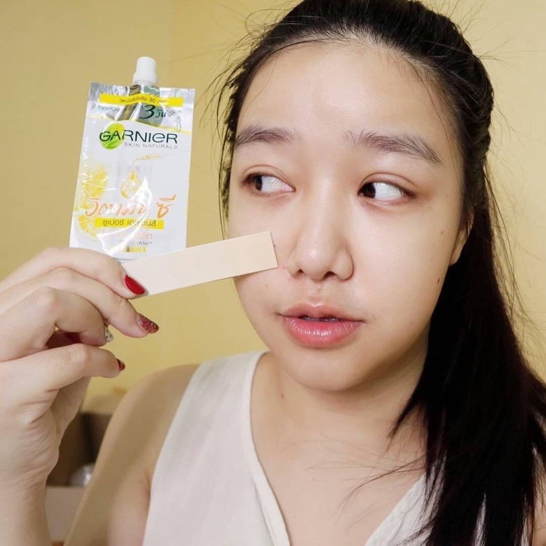 Tinh chất Garnier Light Complete 30x Booster Serum 7.5ml
