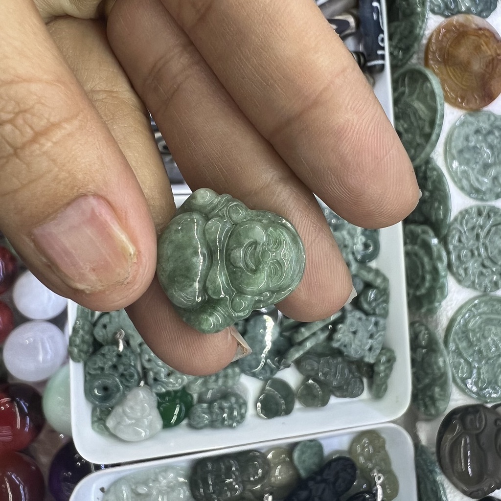 Mặt dây chuyền Phật di lặc ,quan âm đá BK STORE