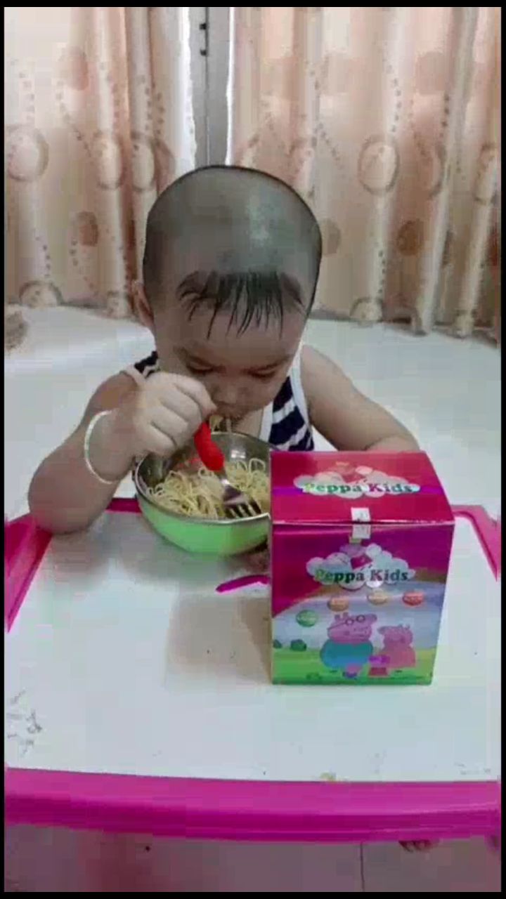 SIRO PEPPA KIDS BÉ ĂN NGON CÀNG NGON HƠN( HỘP 30 GÓI)