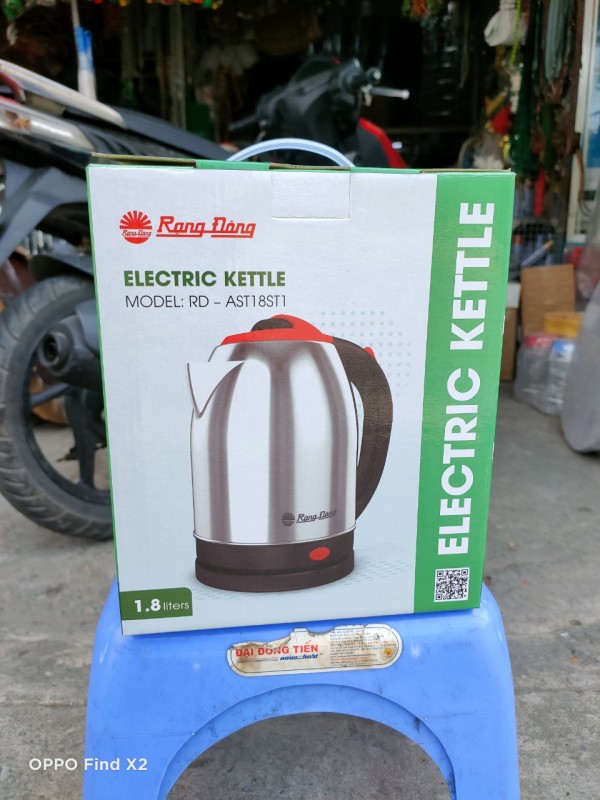 Ấm siêu tốc Rạng Đông loại 1.8 Lít inox SUS 304