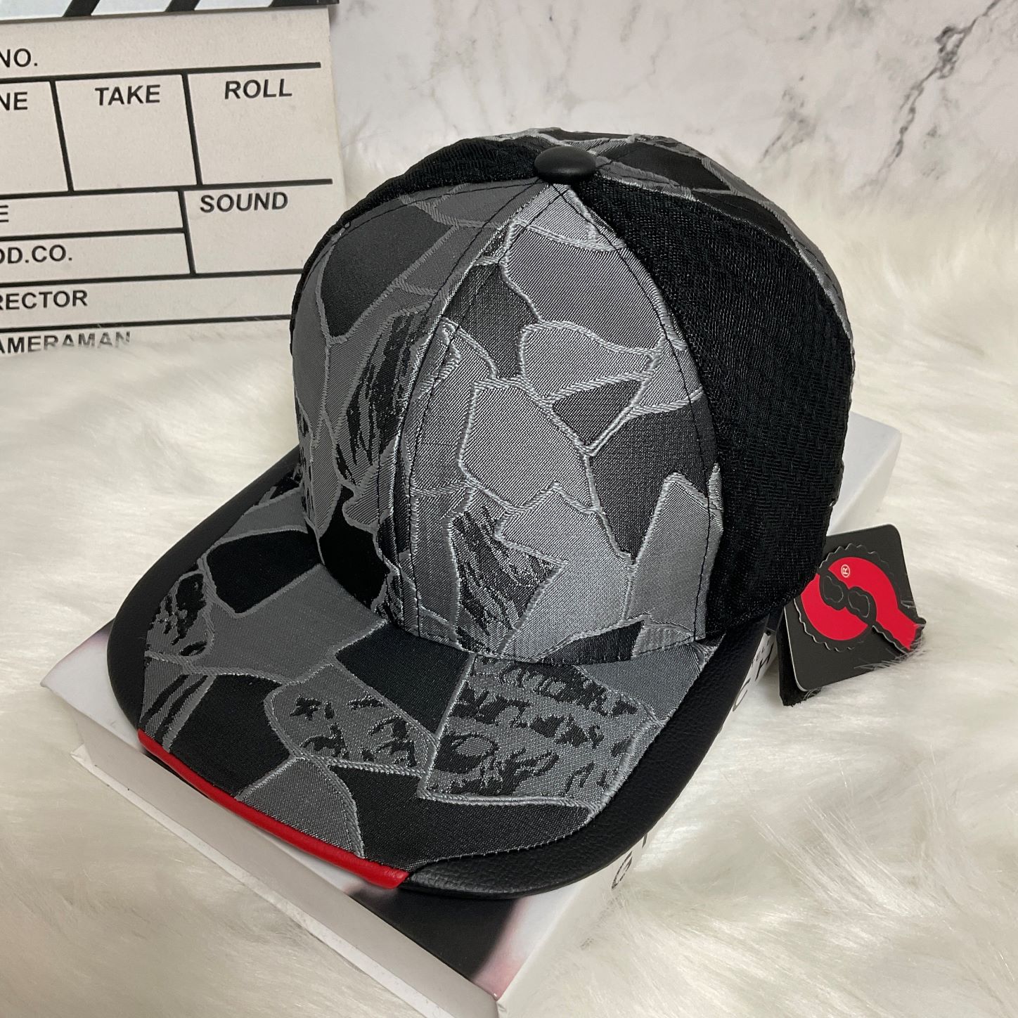 NÓN NAM SNAPBACK - HOA VĂN THÊU VÀ LƯỚI THOÁNG MÁT