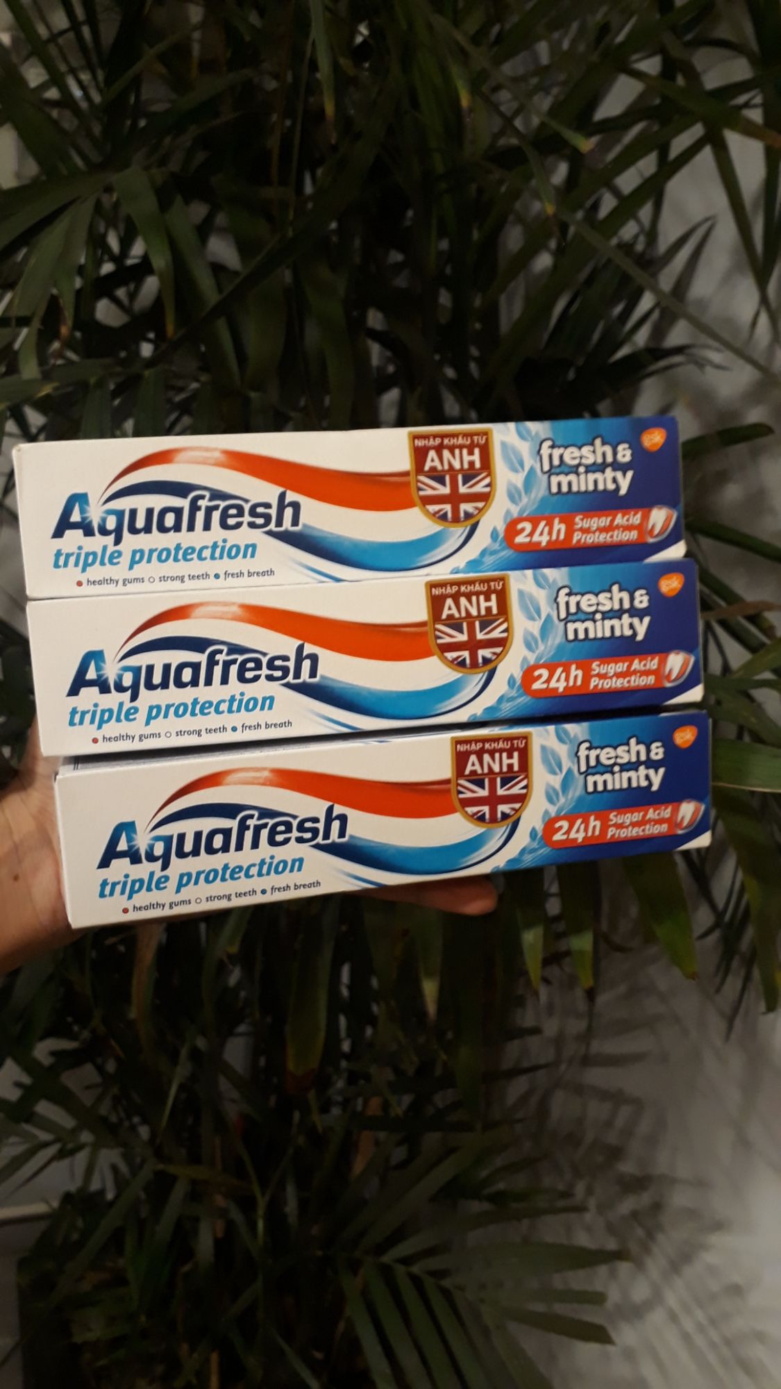 Kem đánh răng Aquafresh của Anh Quốc UK 100ml