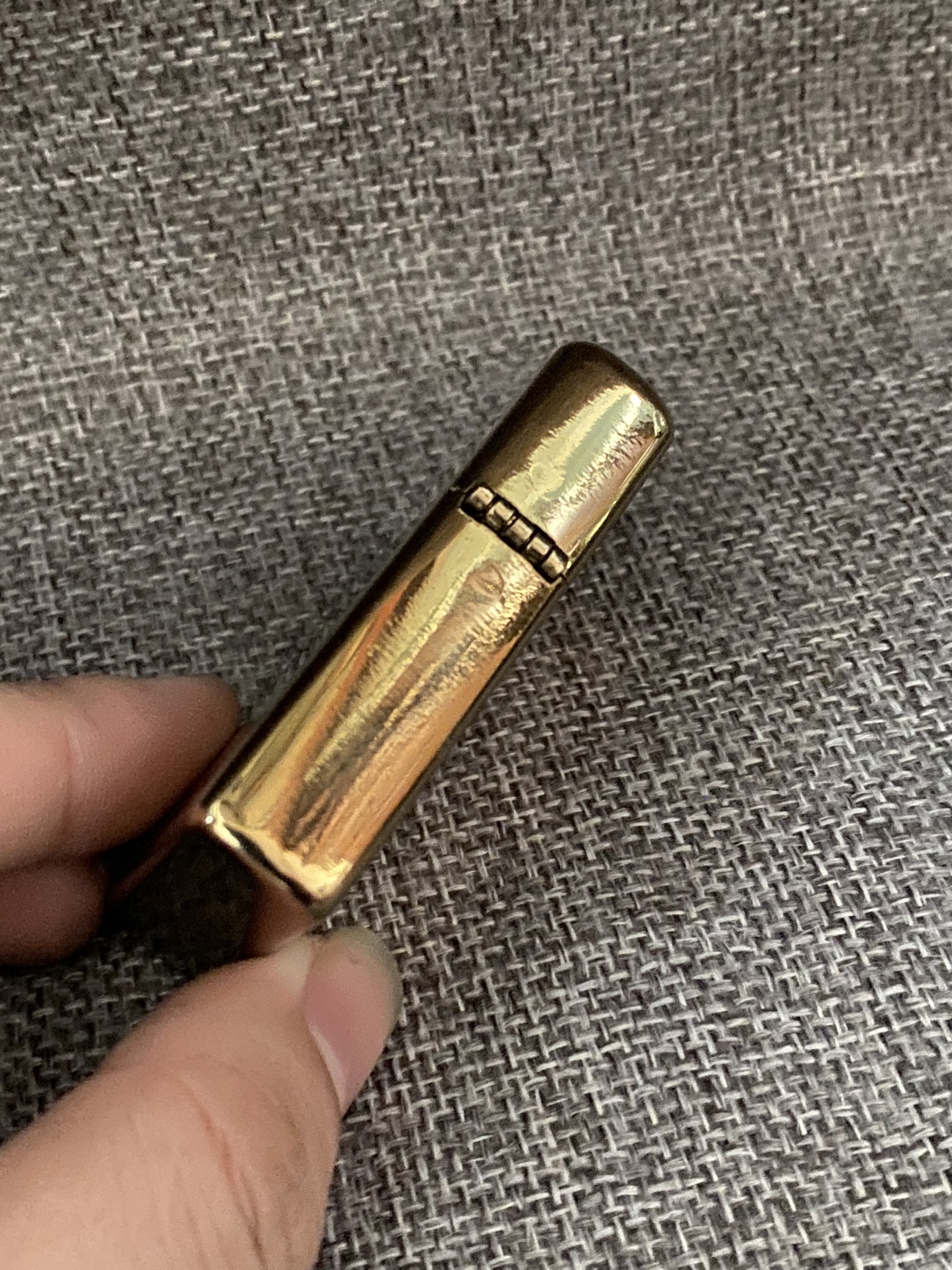 Bật Lửa Zippo Mỹ Đời 2019 Mẫu Màu Vàng Đồng Trơn ( TẶNG CHAI XĂNG 20ml + Hộp).