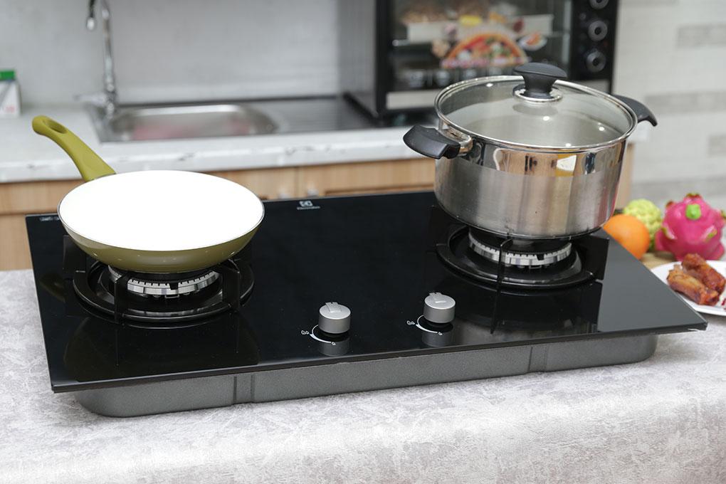 Bếp gas âm Electrolux EGG7627EK