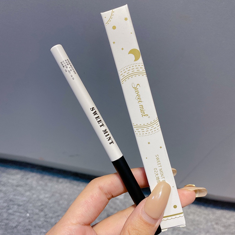 Chì sáp kẻ mắt Sweet Mint Moonlight