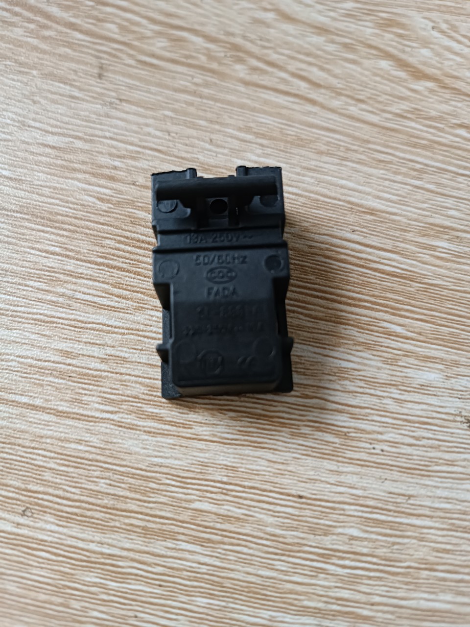 Công tắc quai ấm siêu tốc Lock&lock EJK418SLV