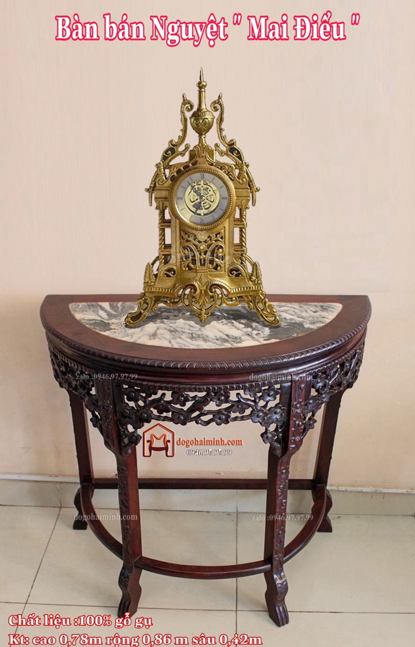 Bàn bán nguyệt chạm tích " MAI ĐIỂU "