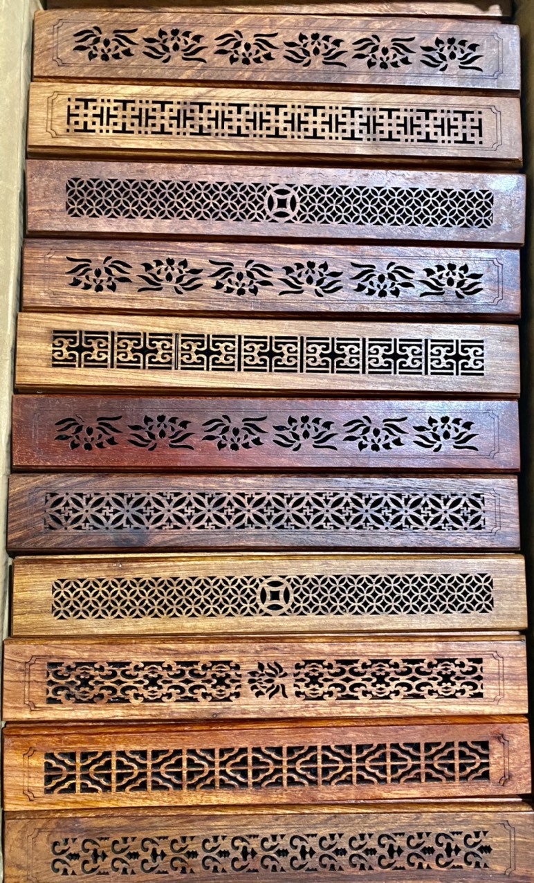 Hộp gỗ đốt xông trầm hương không tăm