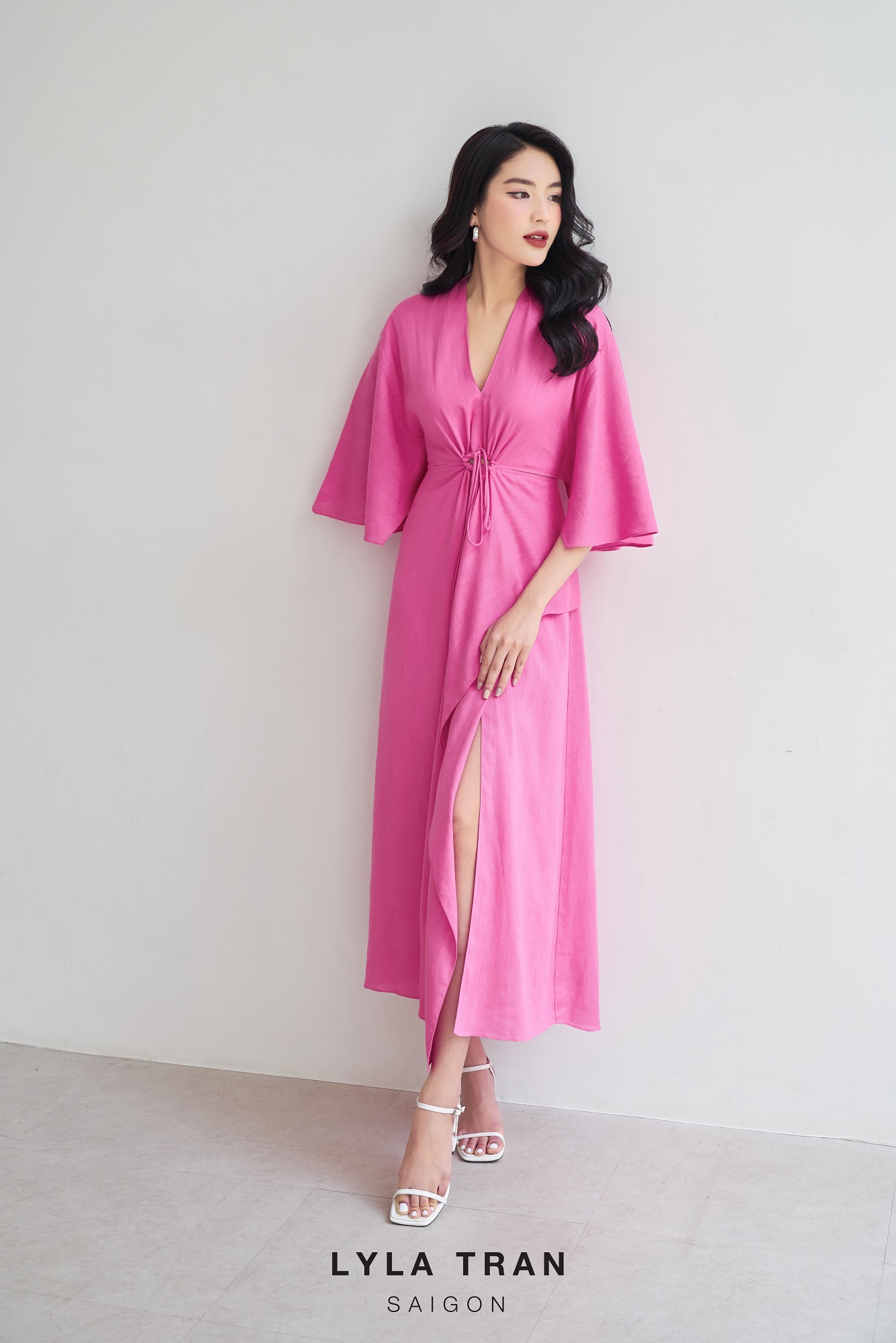 ĐẦM LINEN CỔ V (SUNNY LINEN)