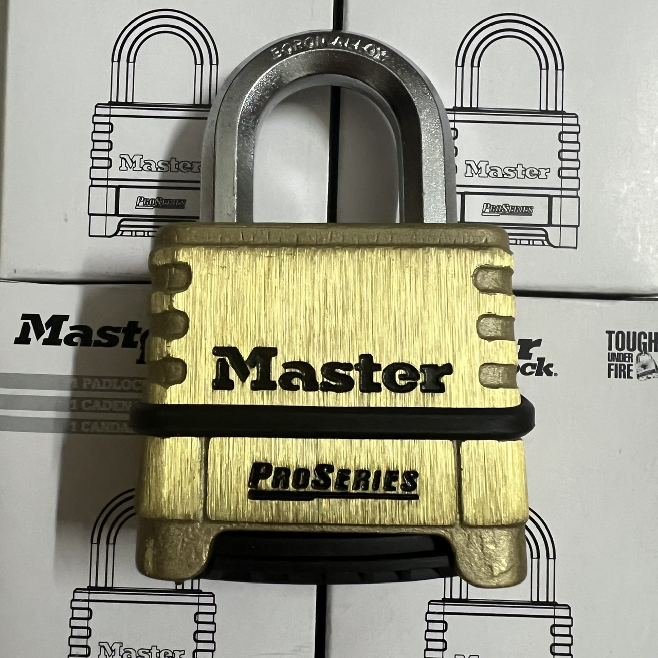 Khóa số Master Lock 1175 D rộng 57mm dòng ProSeries - MSOFT