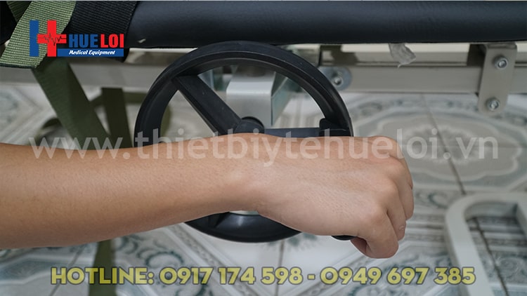 [HCM]Giường kéo giãn cột sống lưng cổ