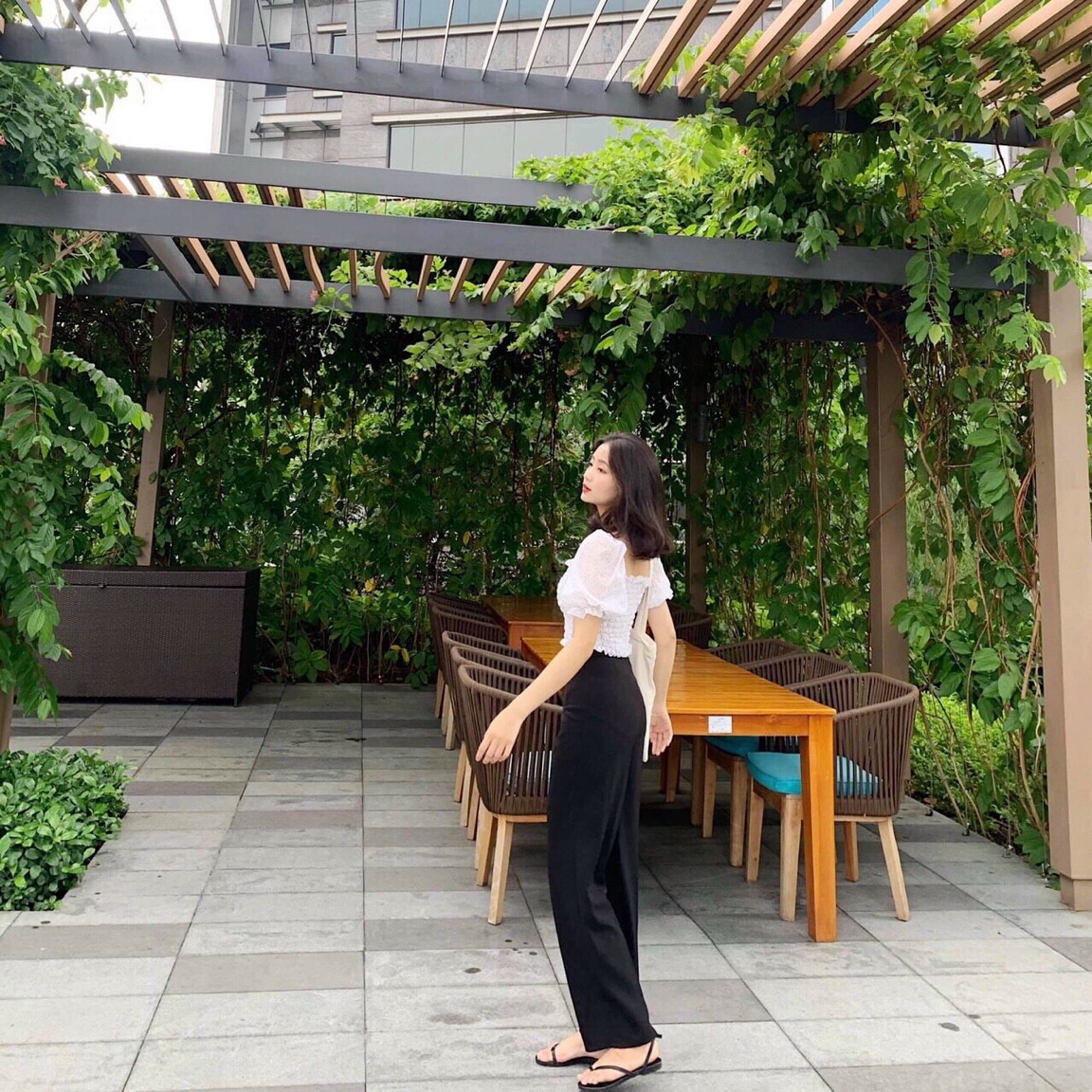 Set bộ áo nhún croptop tay bồng quần ống rộng