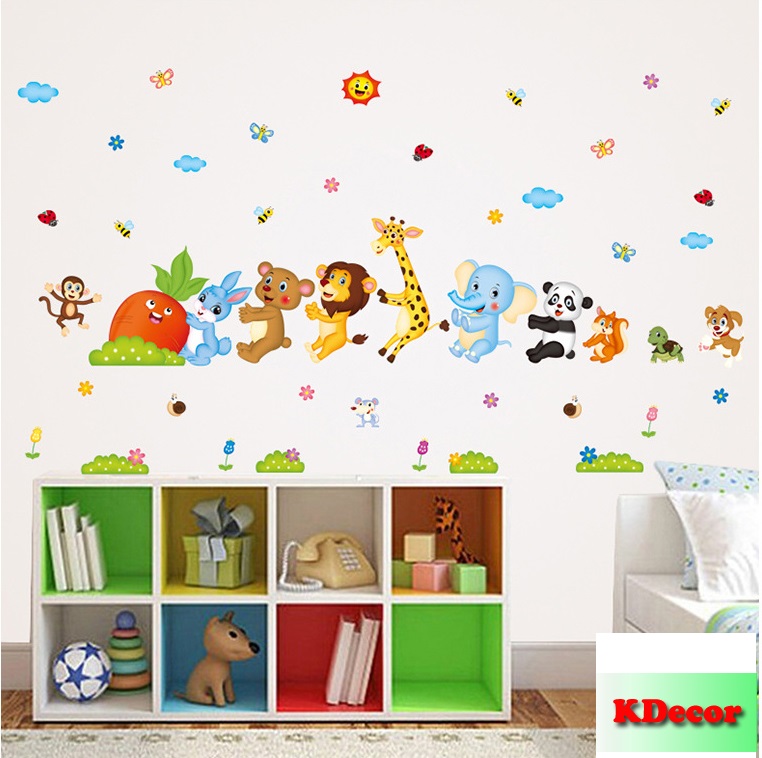 Decal dán tường Thú nhổ cà rốt