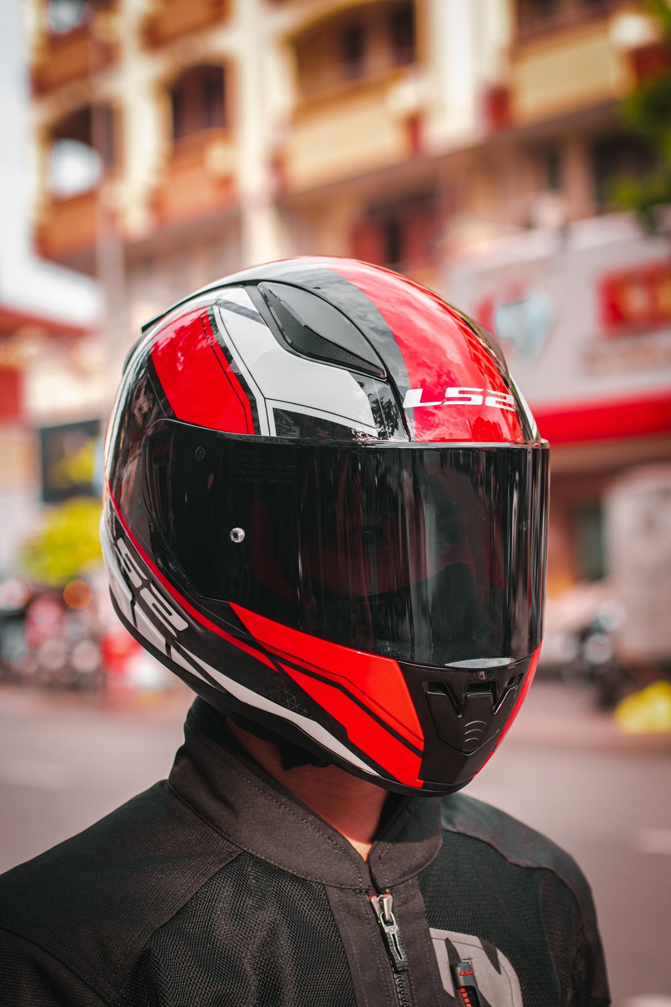 [CHÍNH HÃNG] MŨ BẢO HIỂM FULLFACE LS2 FF353 RAPID TRẮNG ĐỎ ( Tặng kèm khăn trùm ninja )