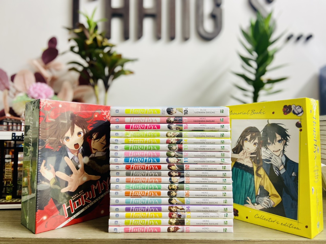 Truyện tranh horimiya trọn bộ 17 tập + fanbook + page.100 + 17 & 10.5 sưu tầm - chang book