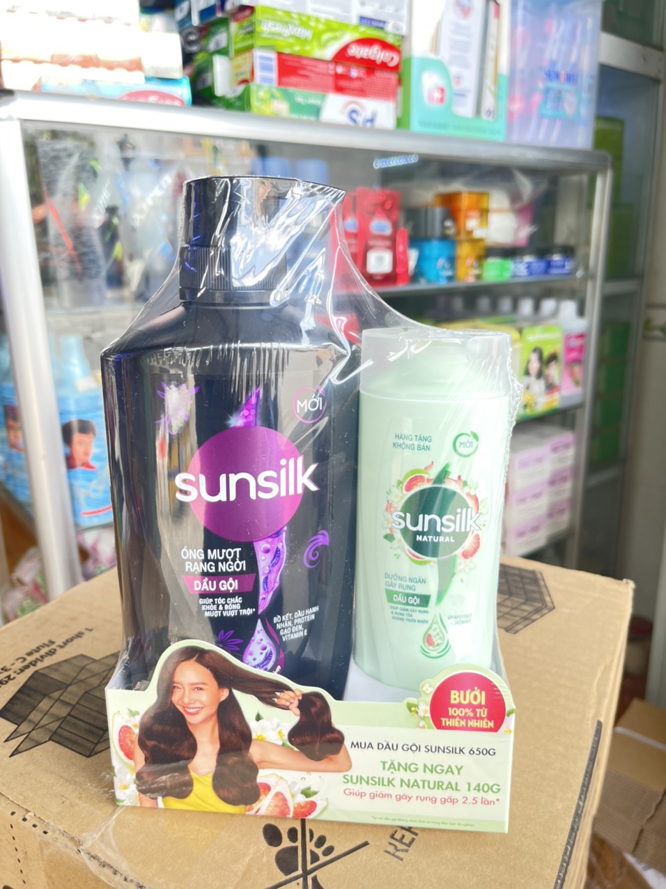 Gội sunsilk 650g tặng chai dầu gội 140g/ khăn tắm cao cấp
