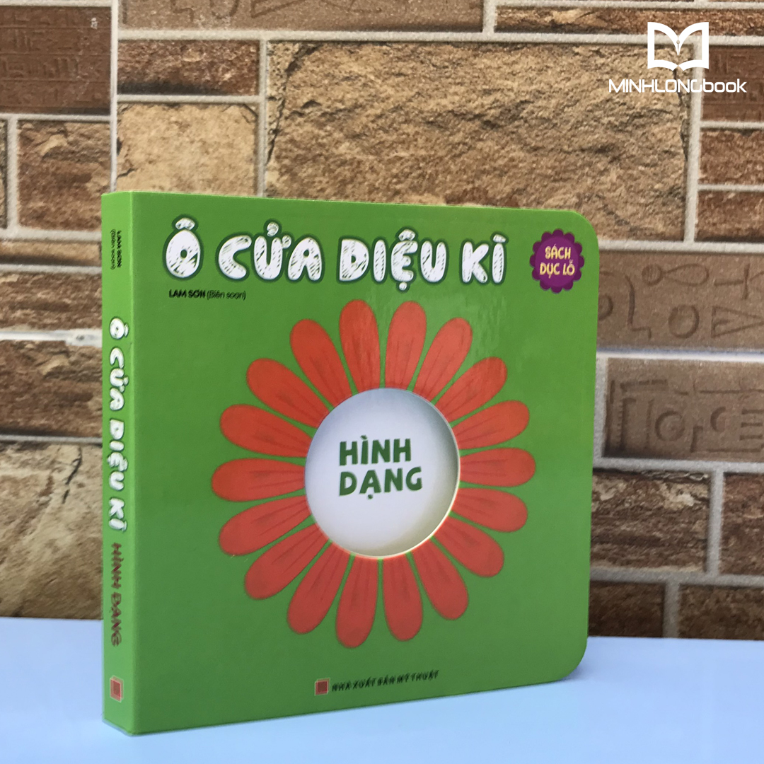Sách Đục Lỗ: Ô Cửa Diệu Kì - Hình Dạng