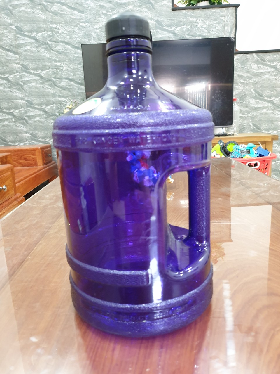 Bình 3.785 Lít Đựng Nước Ion kiềm Enagic Giữ Hydrogen