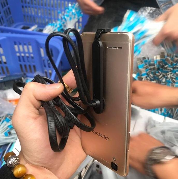 Cáp Sạc Micro Chơi Game Gắn Lưng Cho OPPO