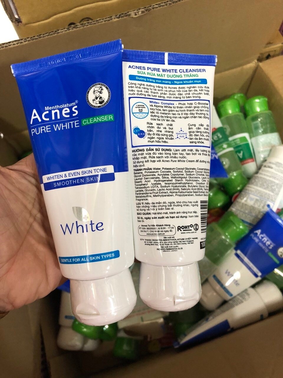 [HCM]Sữa rửa mặt dưỡng trắng Acnes Pure White Cleanser 100ml