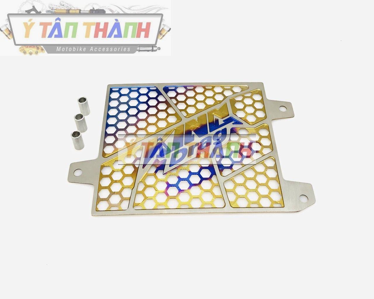 Che két nước king drag titan gắn xe vario