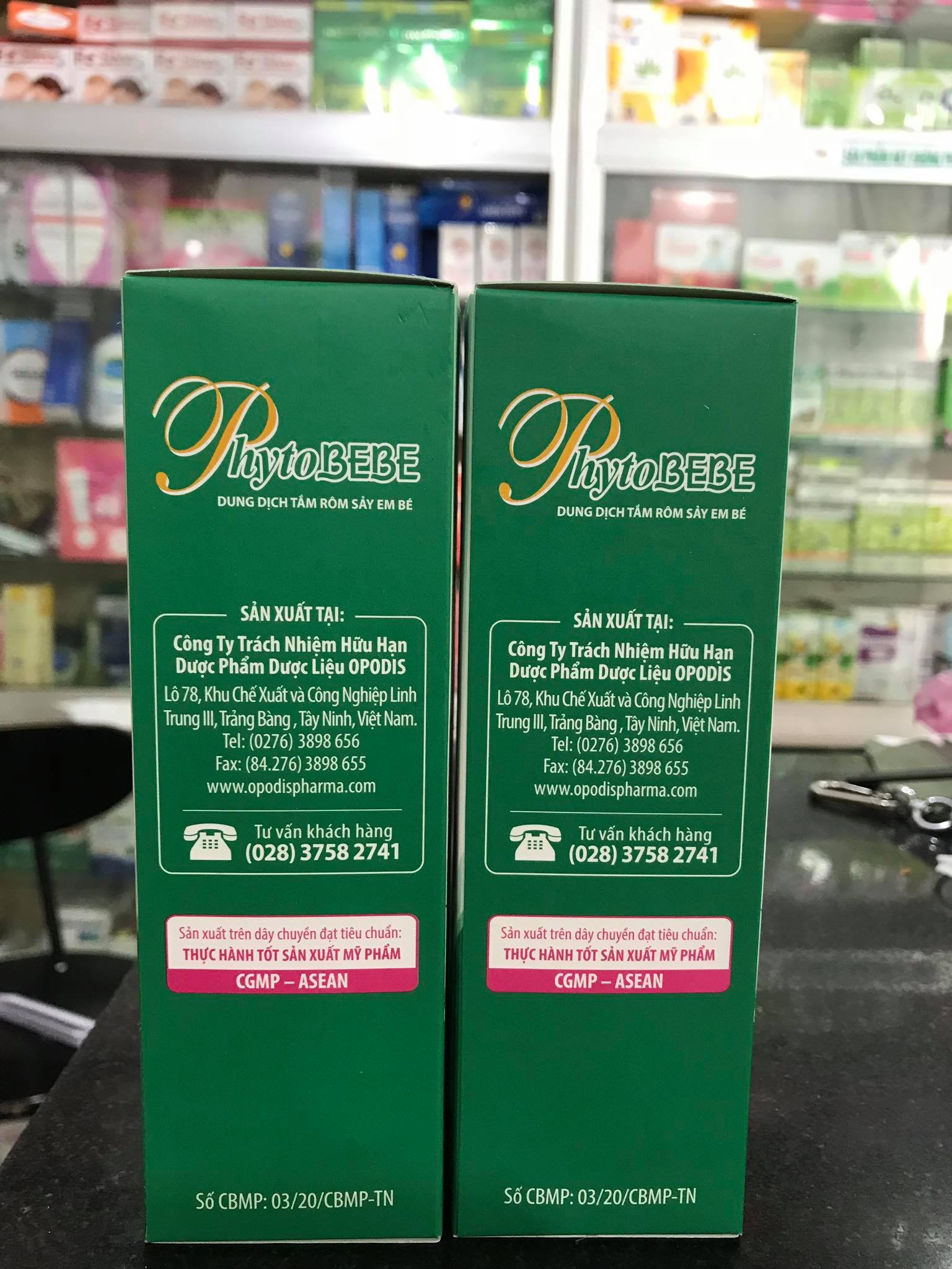 [HCM]Dung Dịch Tắm Rôm Sảy Em Bé PhytoBeBe - 250ml