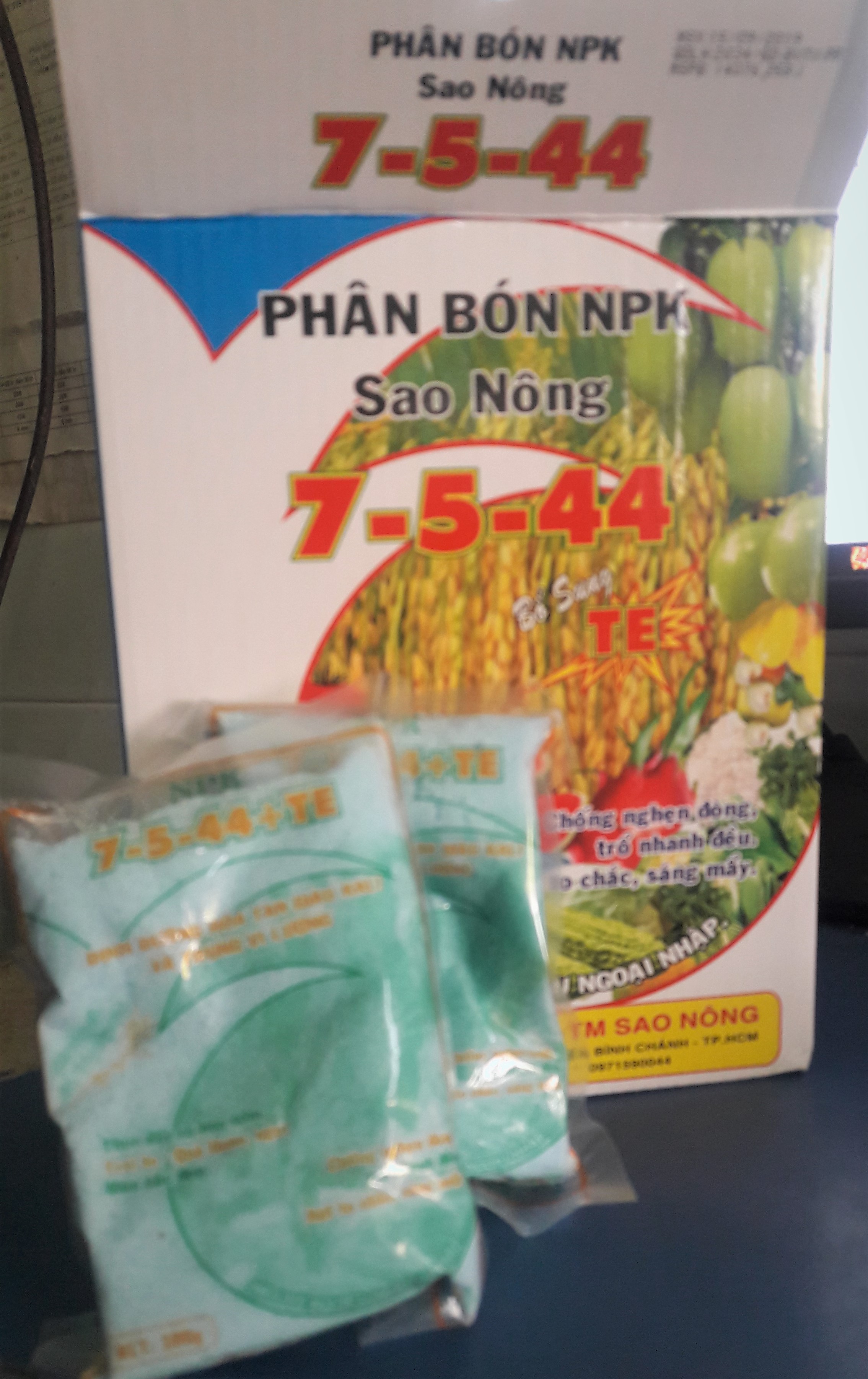 Phân bón NPK 7544 1 kg