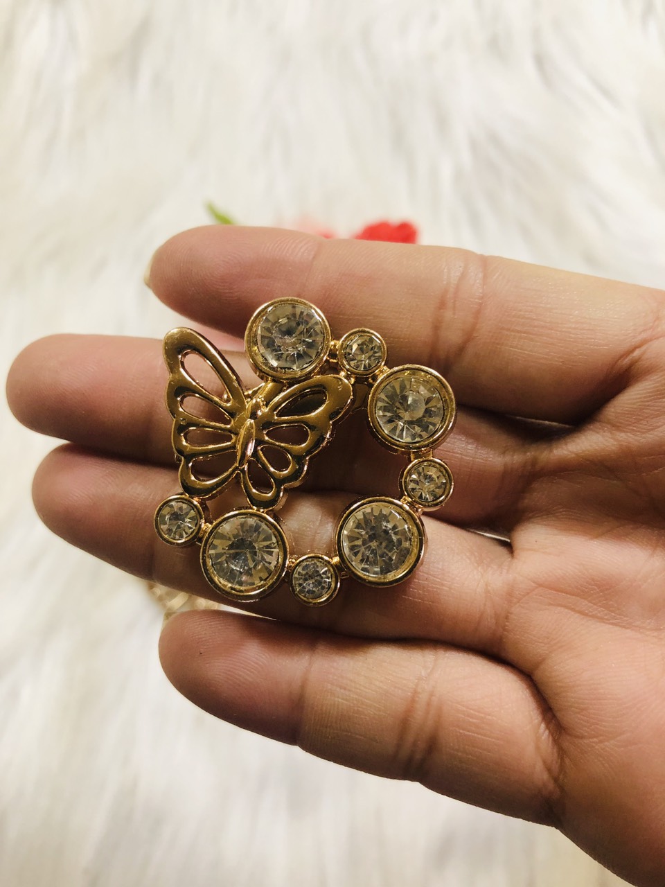 [HCM]Cài áo hoa đính đá phối bướm. KT 4x4cm