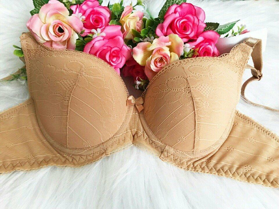 Combo 2 áo ngực mút ép mỏng, ren lưới mềm mại.