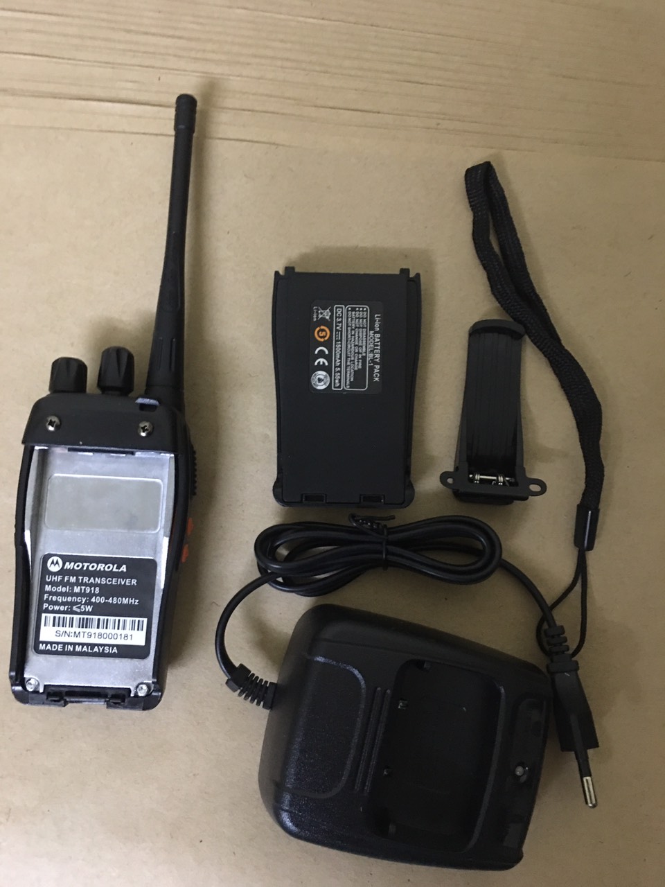 Bộ 5 Bộ đàm Motorola MT918