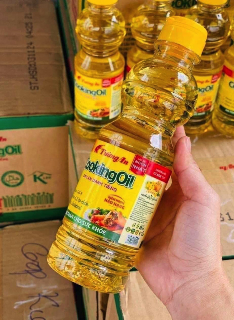 {QÙA TẶNG KHÔNG BÁN} DẦU ĂN TƯỜNG AN 400ML
