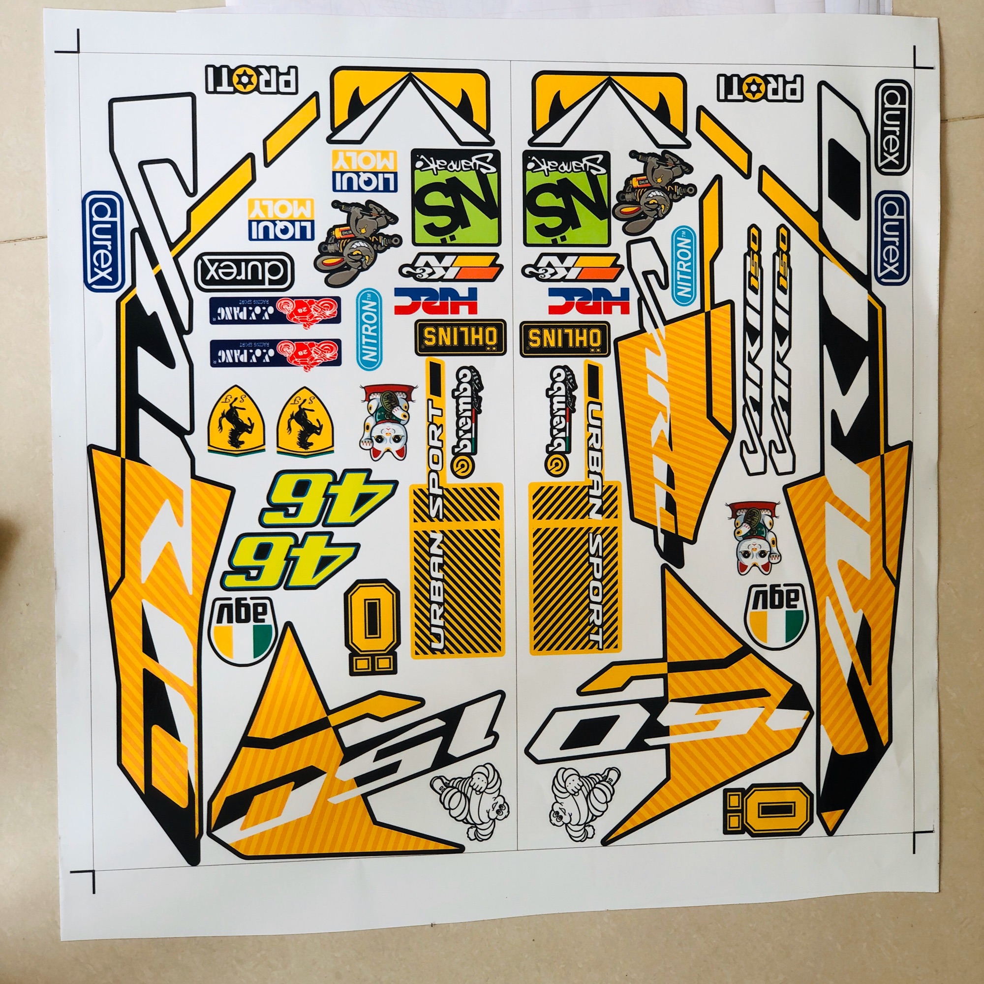 Tem rời Vario malay vàng đen dán xe đen