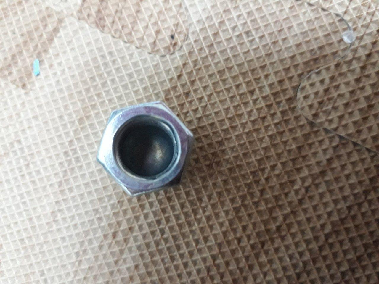 Ốc một số chi tiết xe Dream