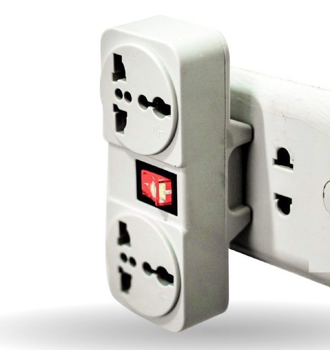 Ổ Cấm Chuyển Đổi Du Lịch Đa Năng Có Công Tắc 2000W 10A MSP