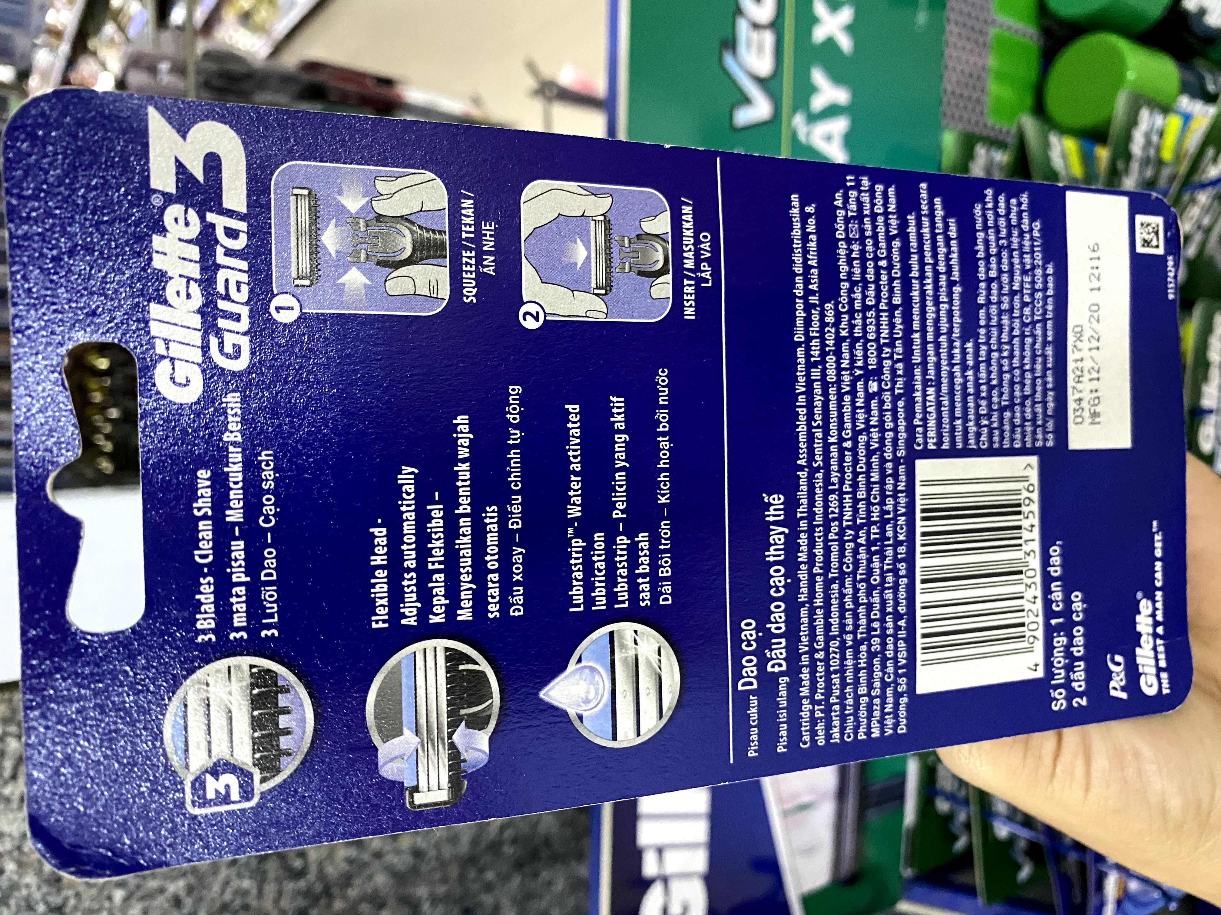 [Chính hãng] Dao cạo râu 3 lưỡi Gillette Guard 3 (Gồm: 1 tay cầm và 2 đầu cạo)