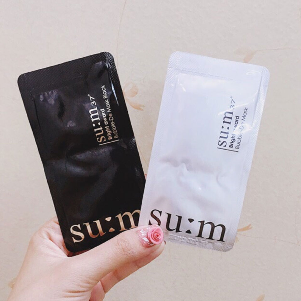 Mặt Nạ Sủi Bọt Thải Độc Da Su:m 37