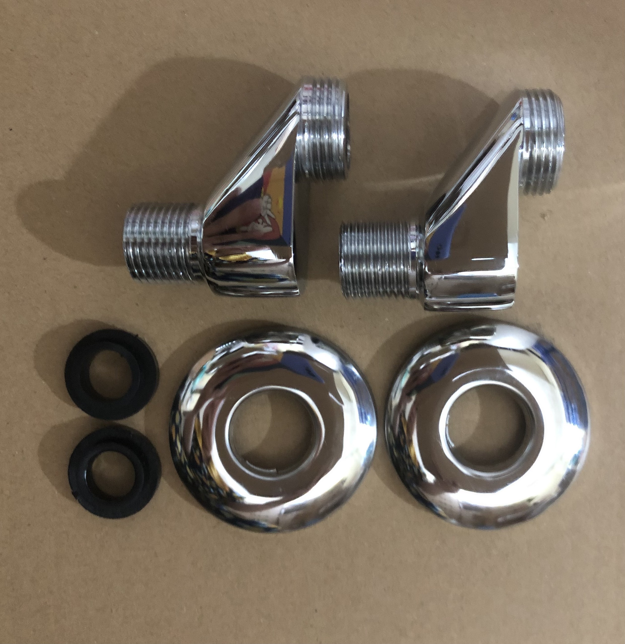 [HCM]Bộ 2 chân chữ Z lắp đặt cho củ sen nóng lạnh