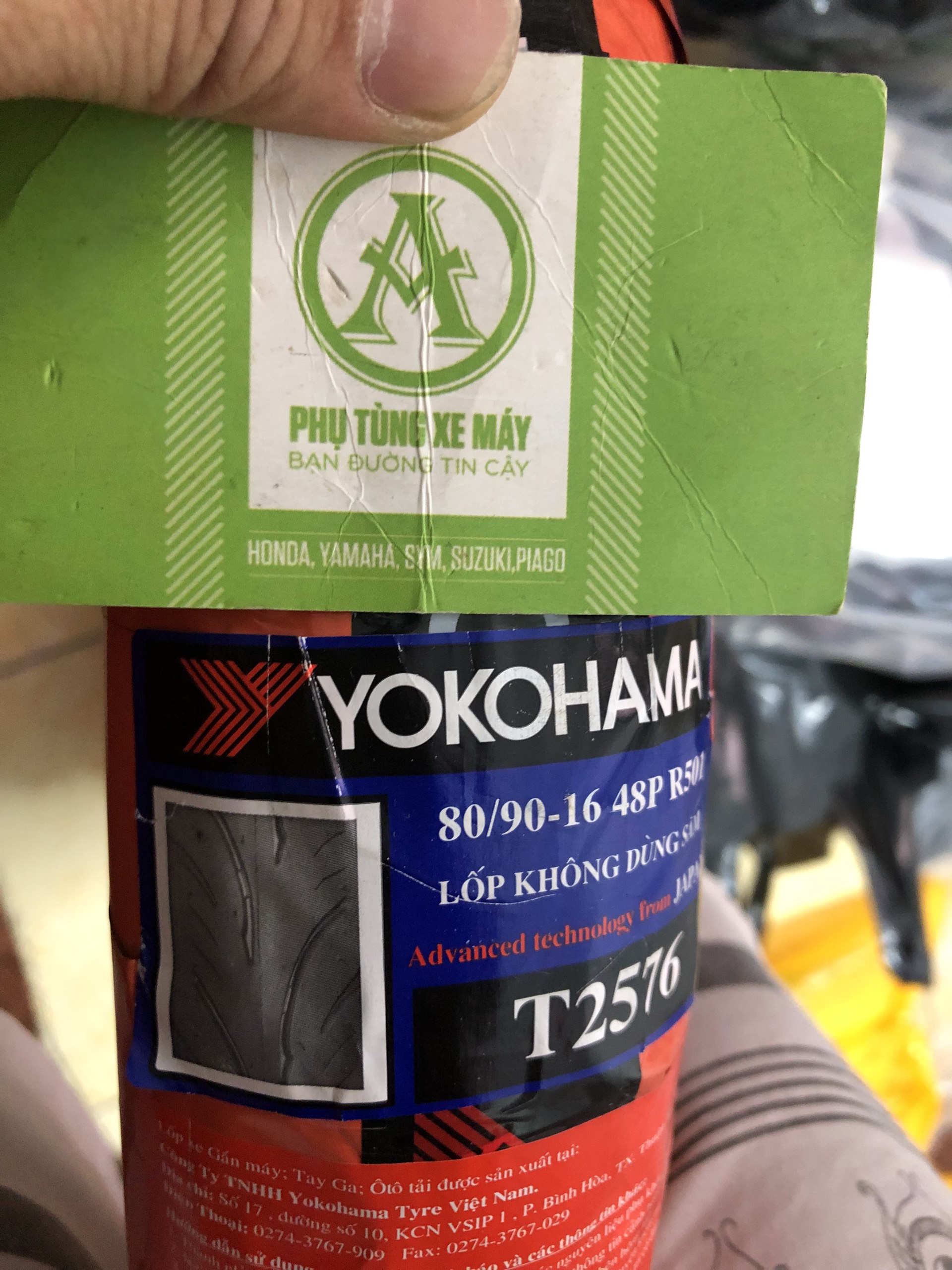 Lốp xe máy YOKOHAMA 80/90-16 ( Bánh sau Nouvo )