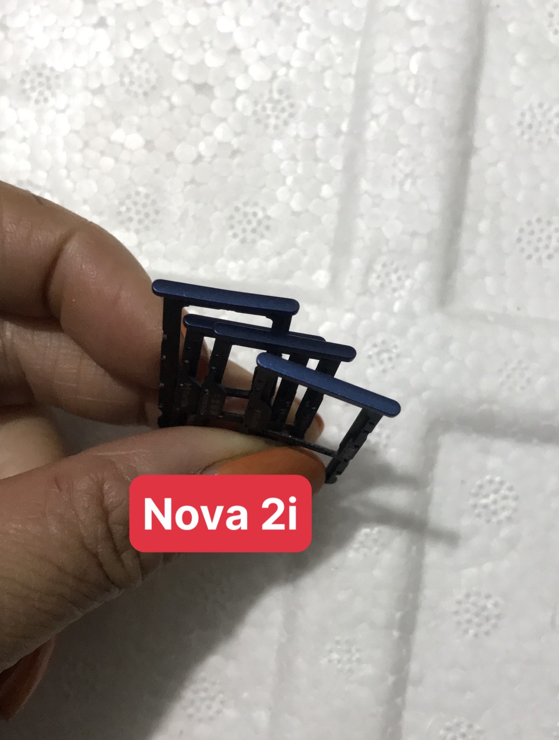 Khay sim thay thế Huawei Nova 2i
