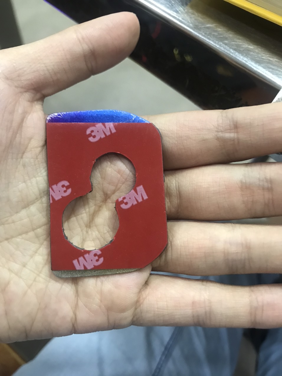 Miếng dán ổ khoá titan cho xe Winner X