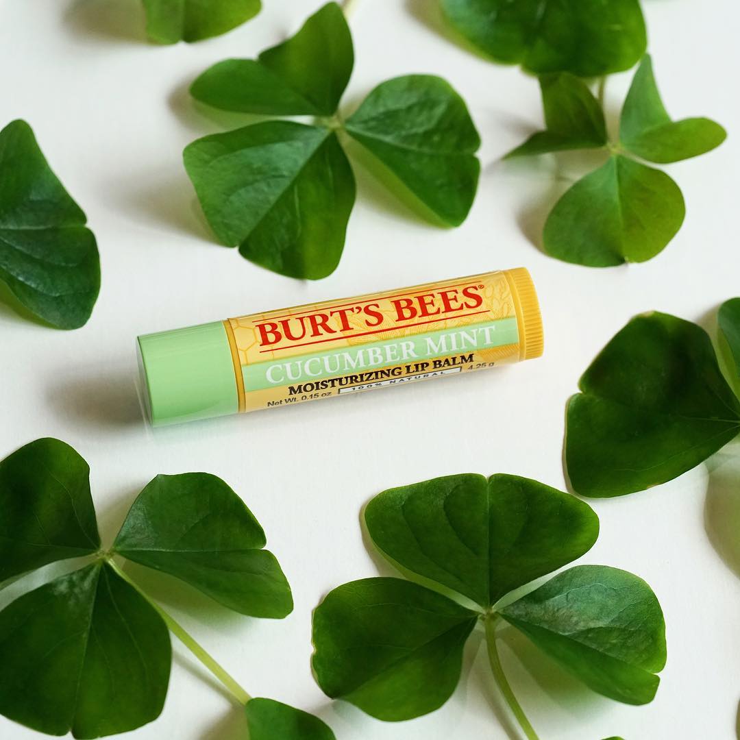 Son Dưỡng Burt Bee Moisturizing Lip Balm (Đầy Đủ Các Mùi)