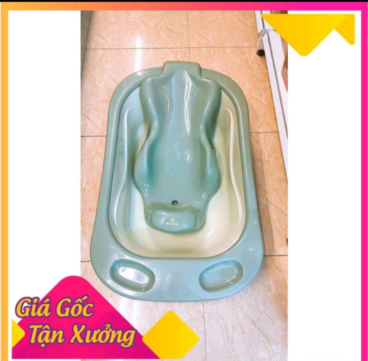 Chậu tắm có giá đỡ Việt Nhật. Hàng cao cấp. Kích thước 77 x 50 x 32cm.
