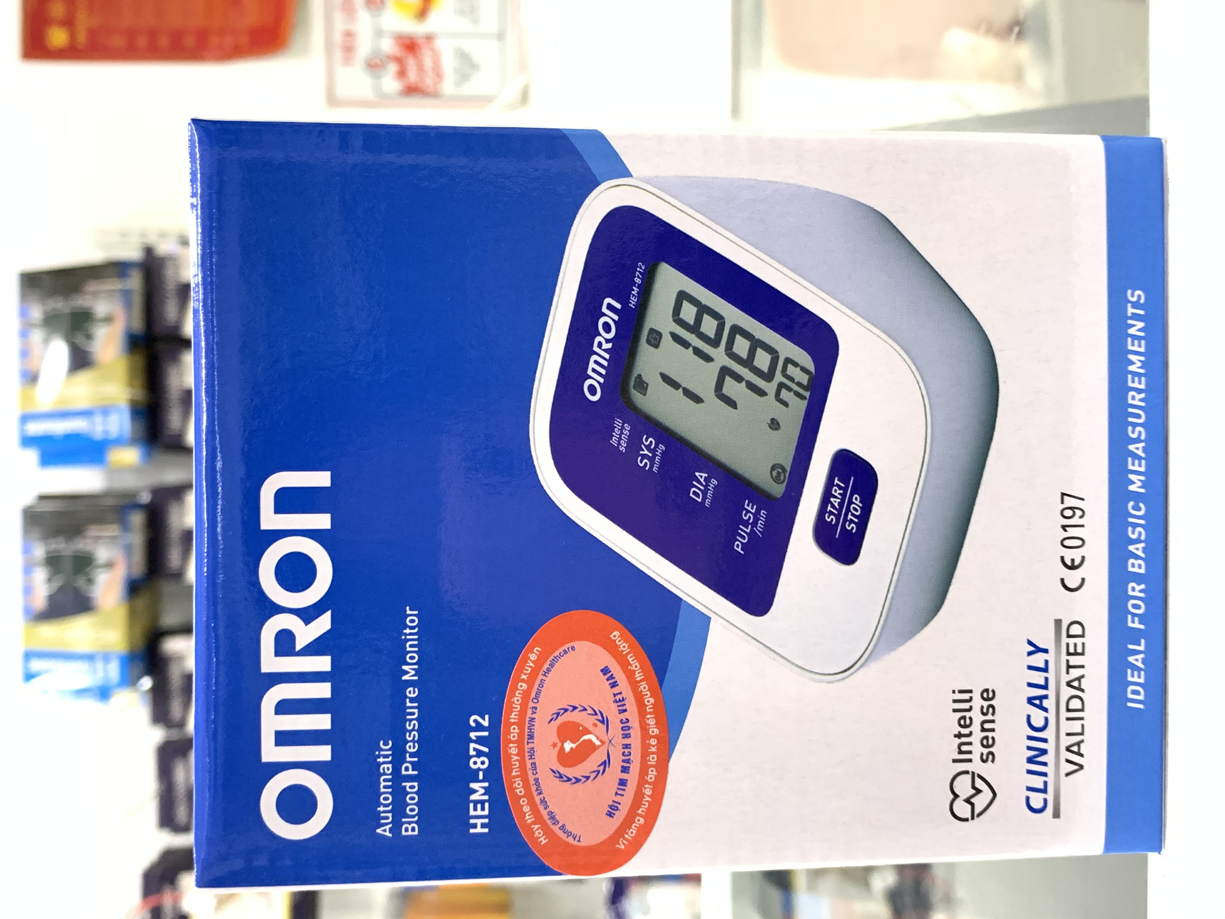 Máy đo huyết áp Omron HEM-8712-OMRON