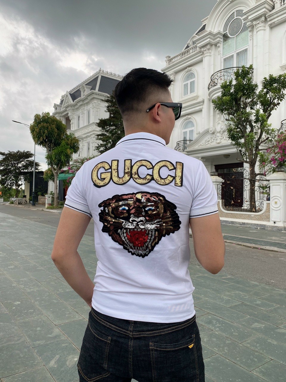 ÁO THUN NAM THÊU HỌA TIẾT GUCCI
