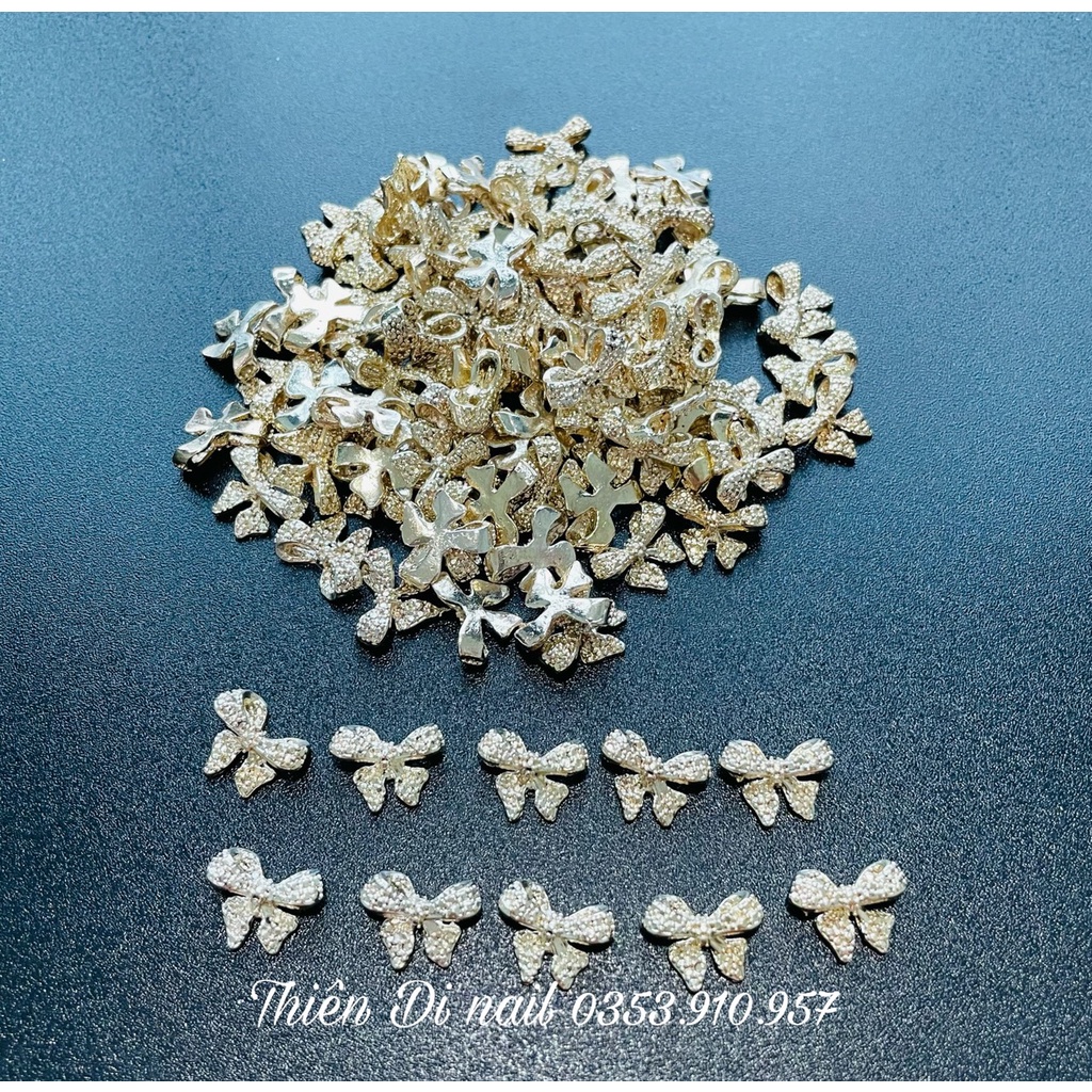 Charm nail - charm vương miện