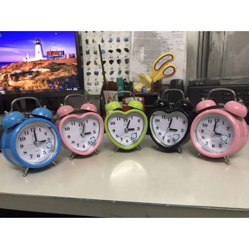 Nơi bán Đồng hồ sắt báo thức chuông kèm pin
